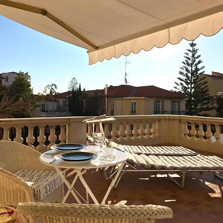 Le Louvre-Terrasse-Centre Ville Menton Exteriér fotografie